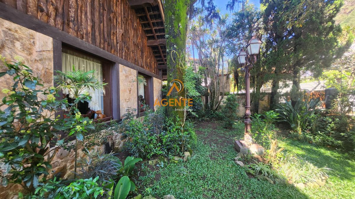 Casa de 4 quartos, 505m² no bairro Mangabeiras, em Belo Horizonte | Eu Corretor